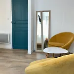 Boutique D'orbigny - La Rochelle 3*