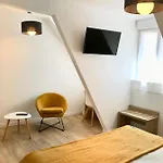Boutique D'orbigny - La Rochelle 3*