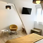 Boutique D'orbigny - La Rochelle 3*