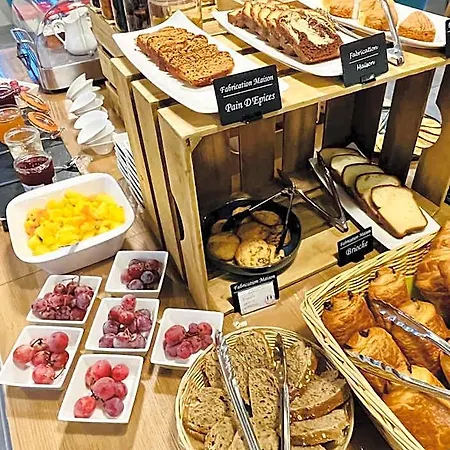 Boutique D'orbigny - La Rochelle Отель 3*