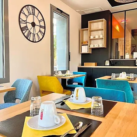 Отель Boutique D'orbigny - La Rochelle 3*